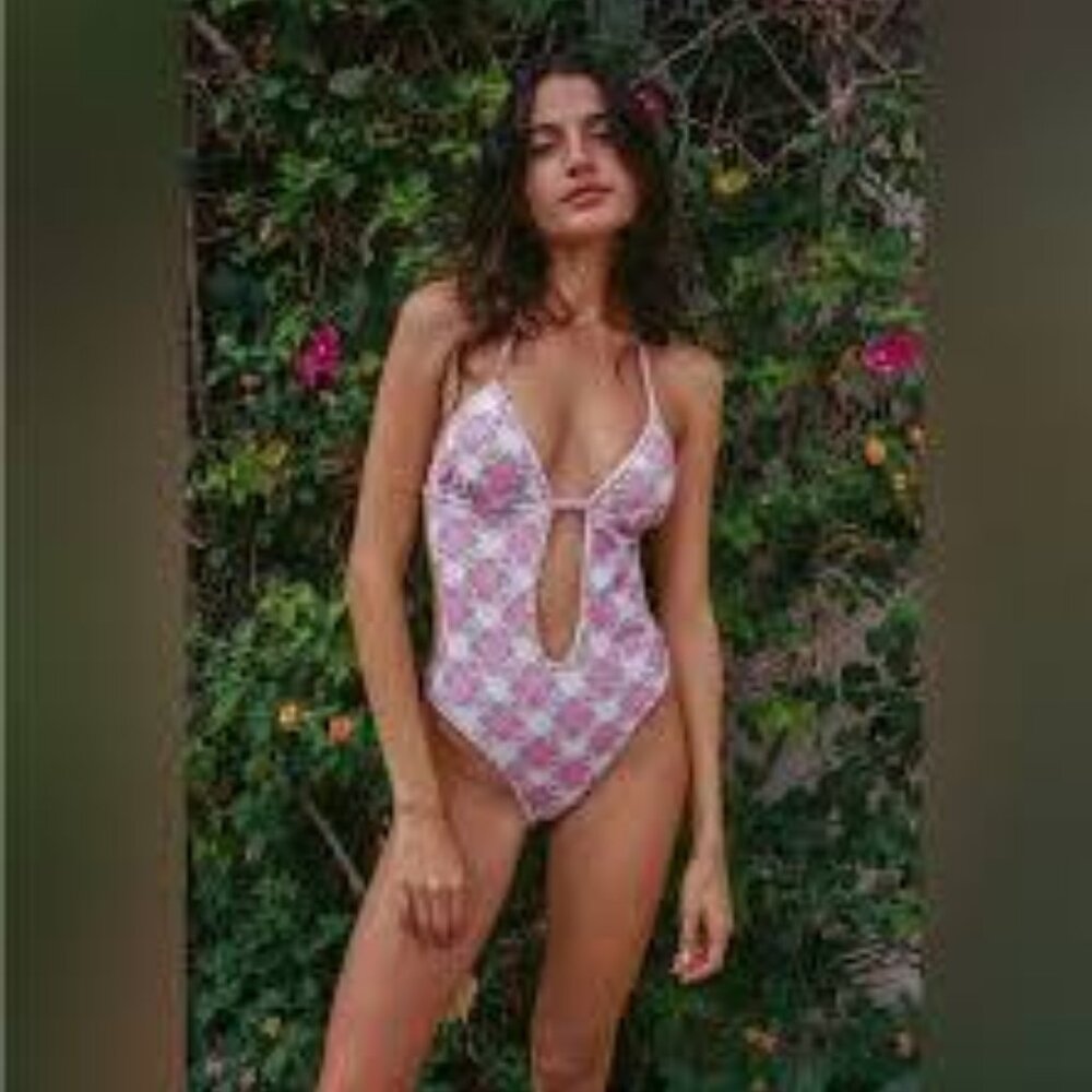 Frankies Bikinis Amanda One-Piece Swimsuit